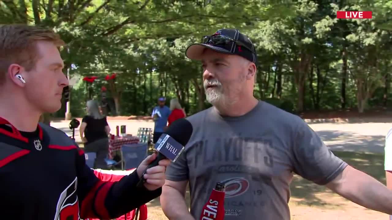 Fans brave the heat while tailgating ahead of Game 2 of the Stanley Cup Final